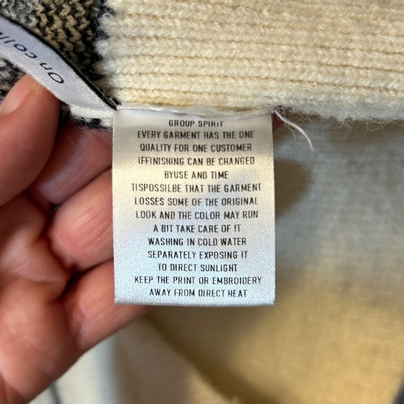 Academia vibes knitted button front vest - Picture 6 of 7